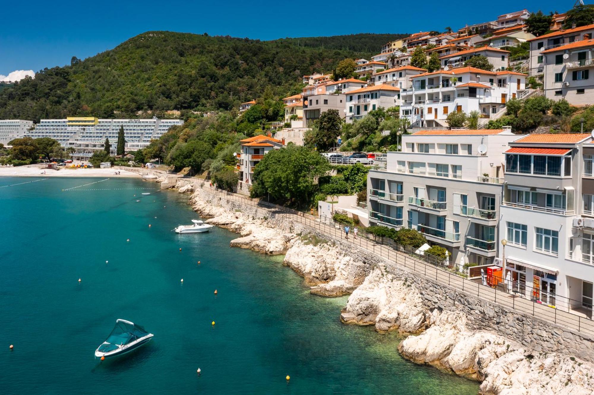 Boutique Hotel Adoral Rabac Exterior foto