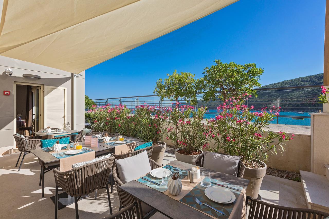 Boutique Hotel Adoral Rabac Exterior foto